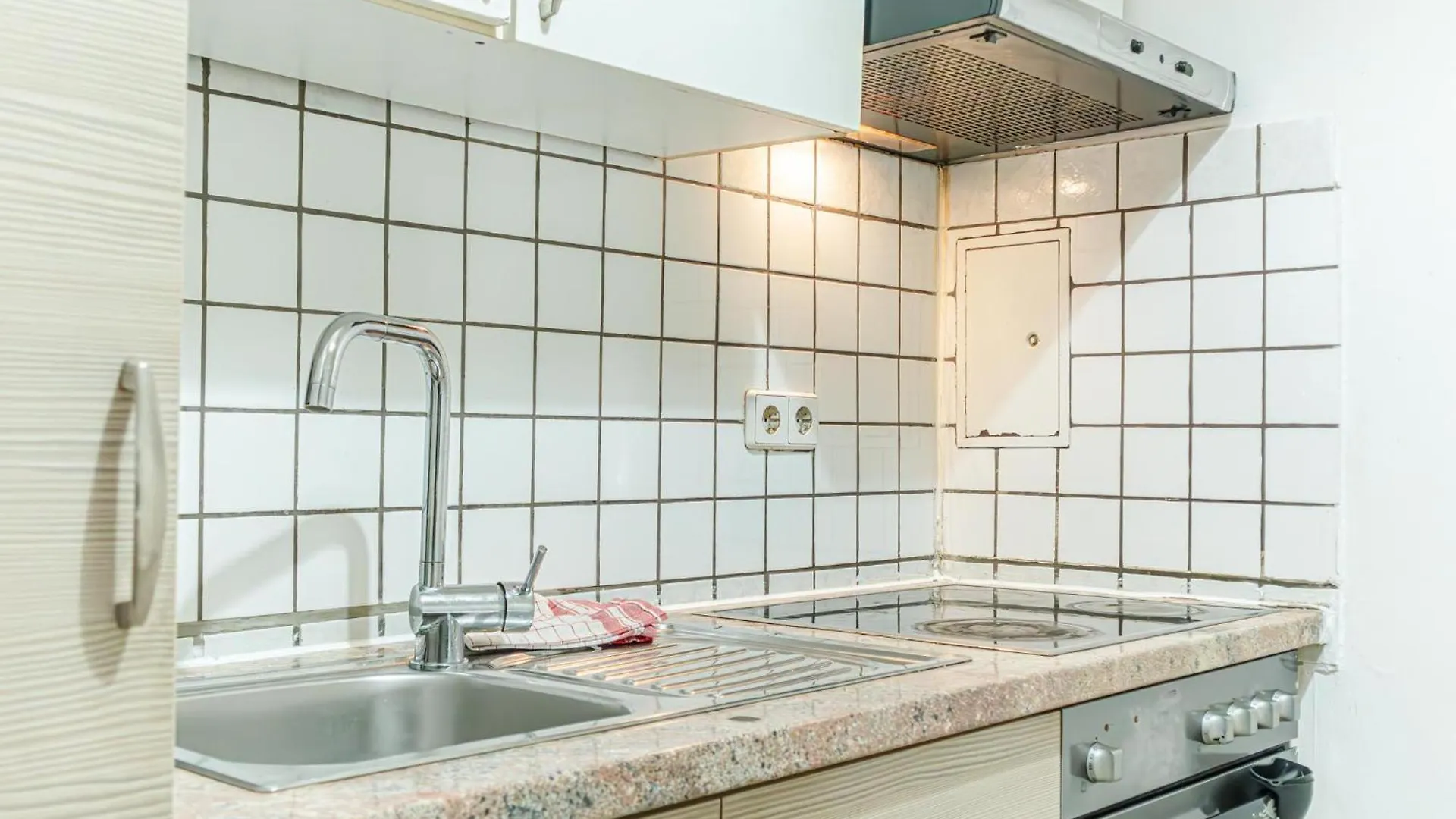 Amazing 2Br City Stay, Wiener Stadthalle Viena