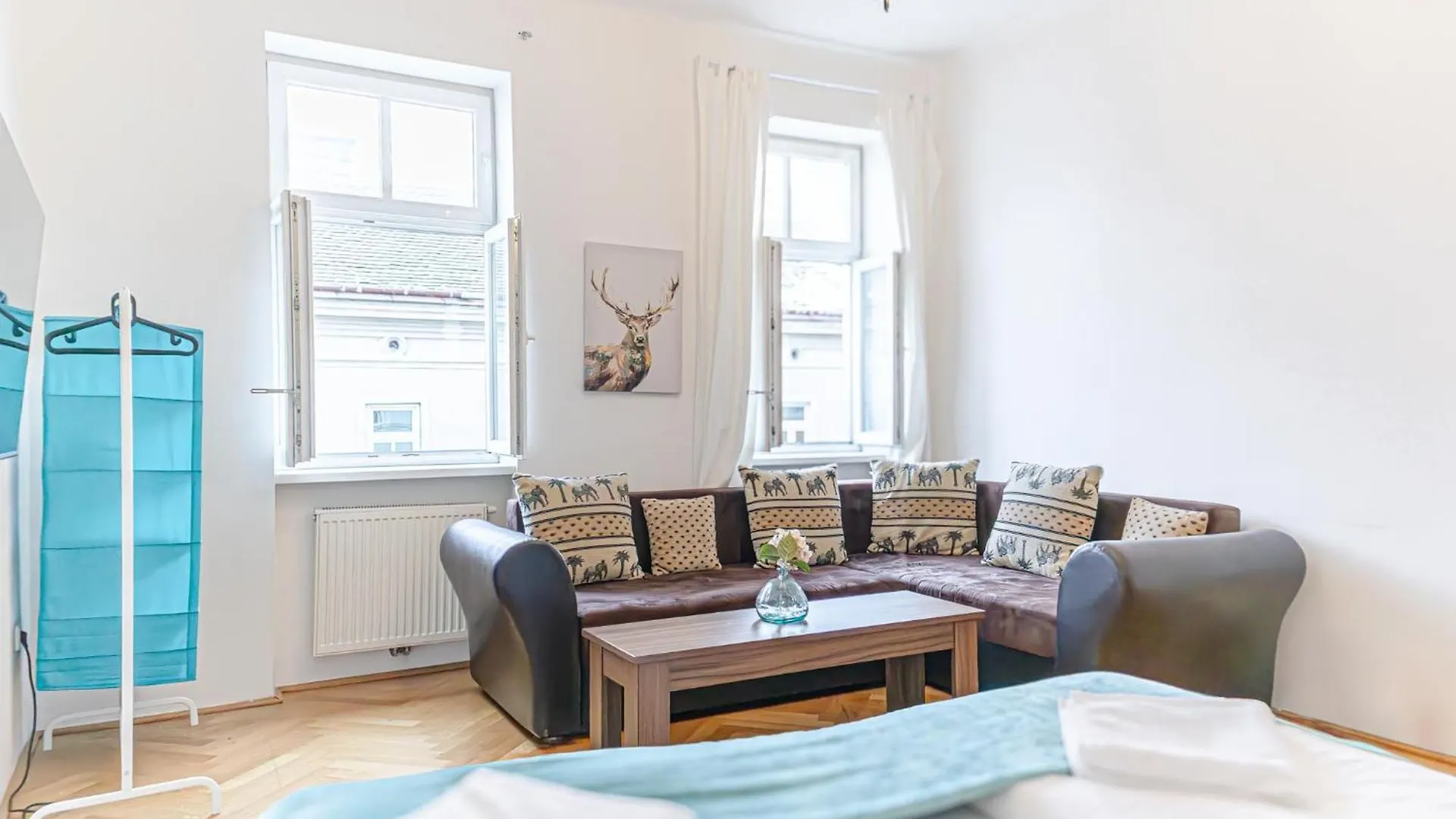 Amazing 2Br City Stay, Wiener Stadthalle Viena