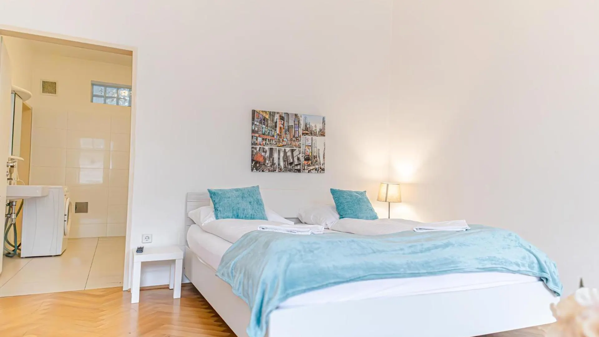 Amazing 2Br City Stay, Wiener Stadthalle